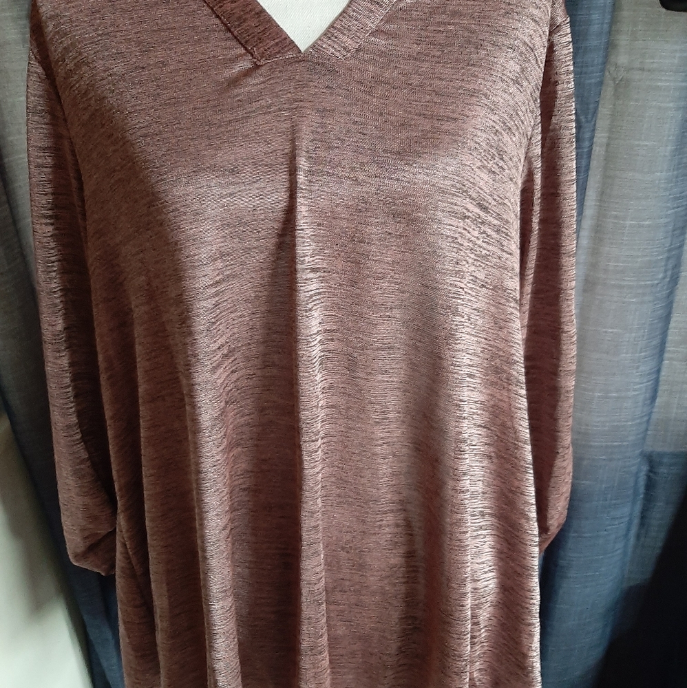 Avenue pink and black sweater NWT